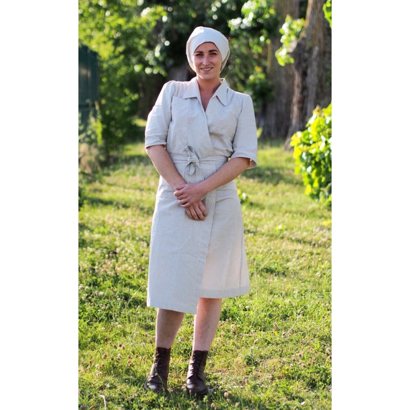 SEERSUCKER NURSE'S DRESS SEERSUCKER NURSE'S DRESS