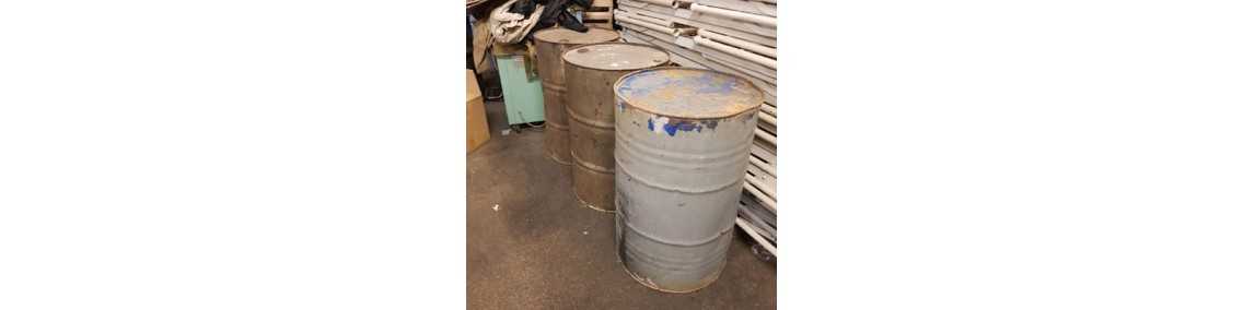 CANS, JERRYCANS, CANTEENS ...